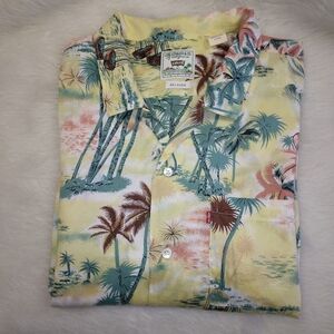 SHIRT Levi Strauds & Co. Relaxed Fit Camp Shirt, Men's Extra Large